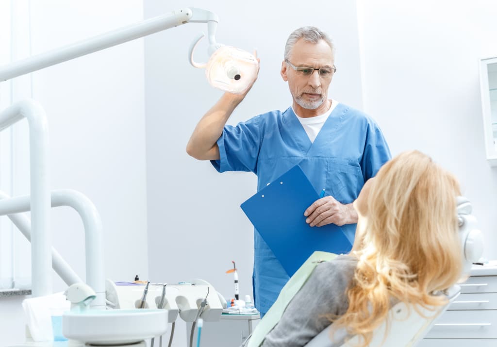 Консультация (прием) стоматолога